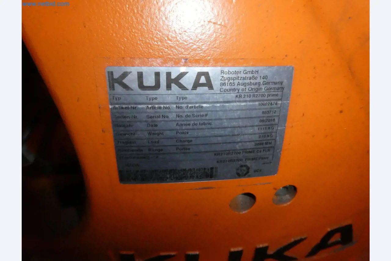 Robots, welding equipment and assembly accessories from the automotive industry-93