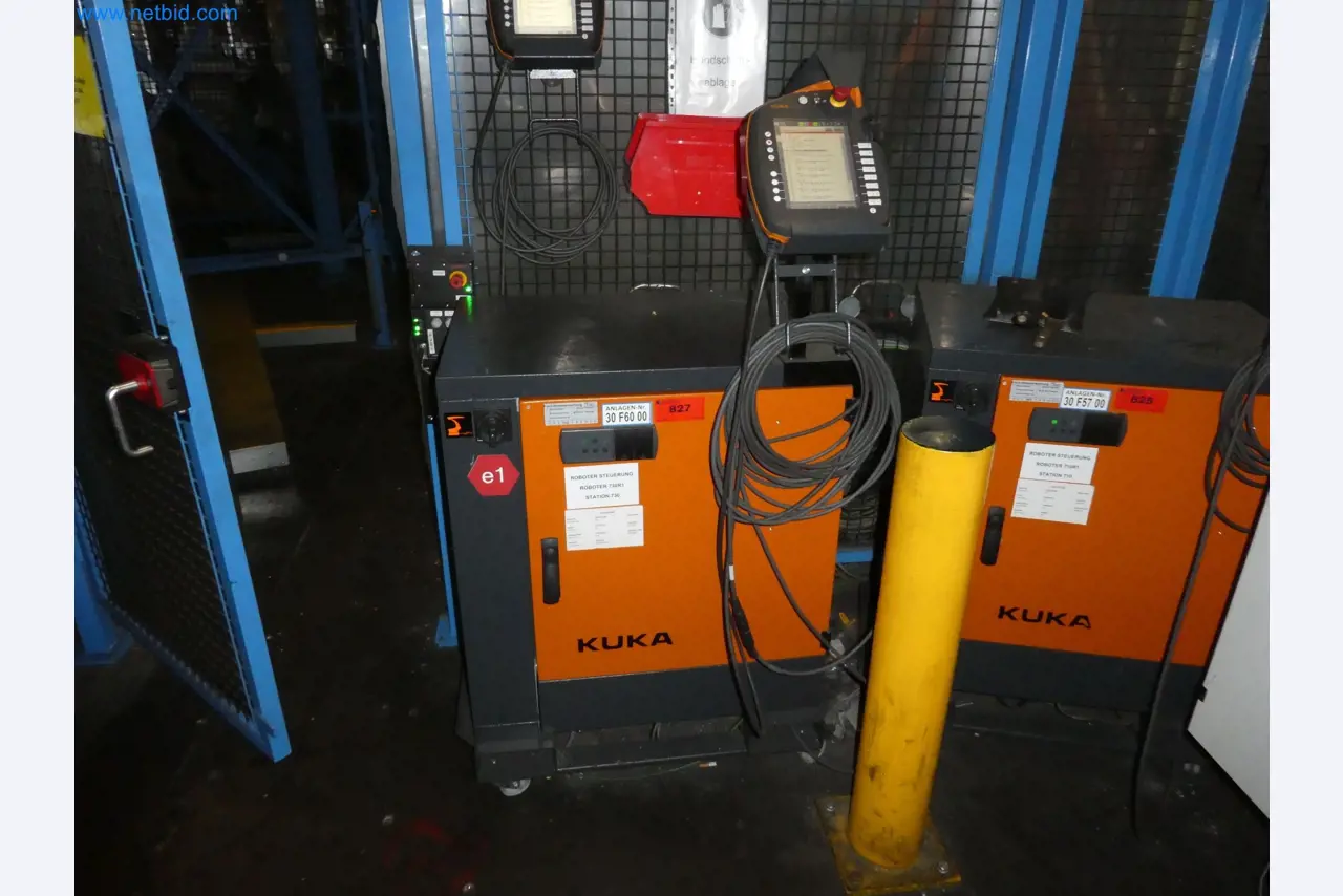 Robots, welding equipment and assembly accessories from the automotive industry-95