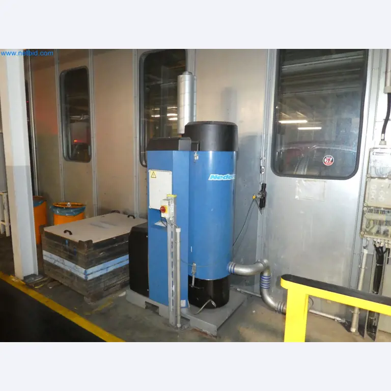 Robots, equipos de soldadura y accesorios de montaje de la industria del automóvil-3