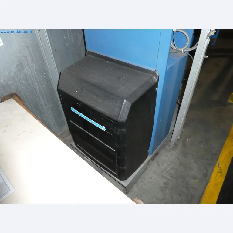 Robots, equipos de soldadura y accesorios de montaje de la industria del automóvil-4