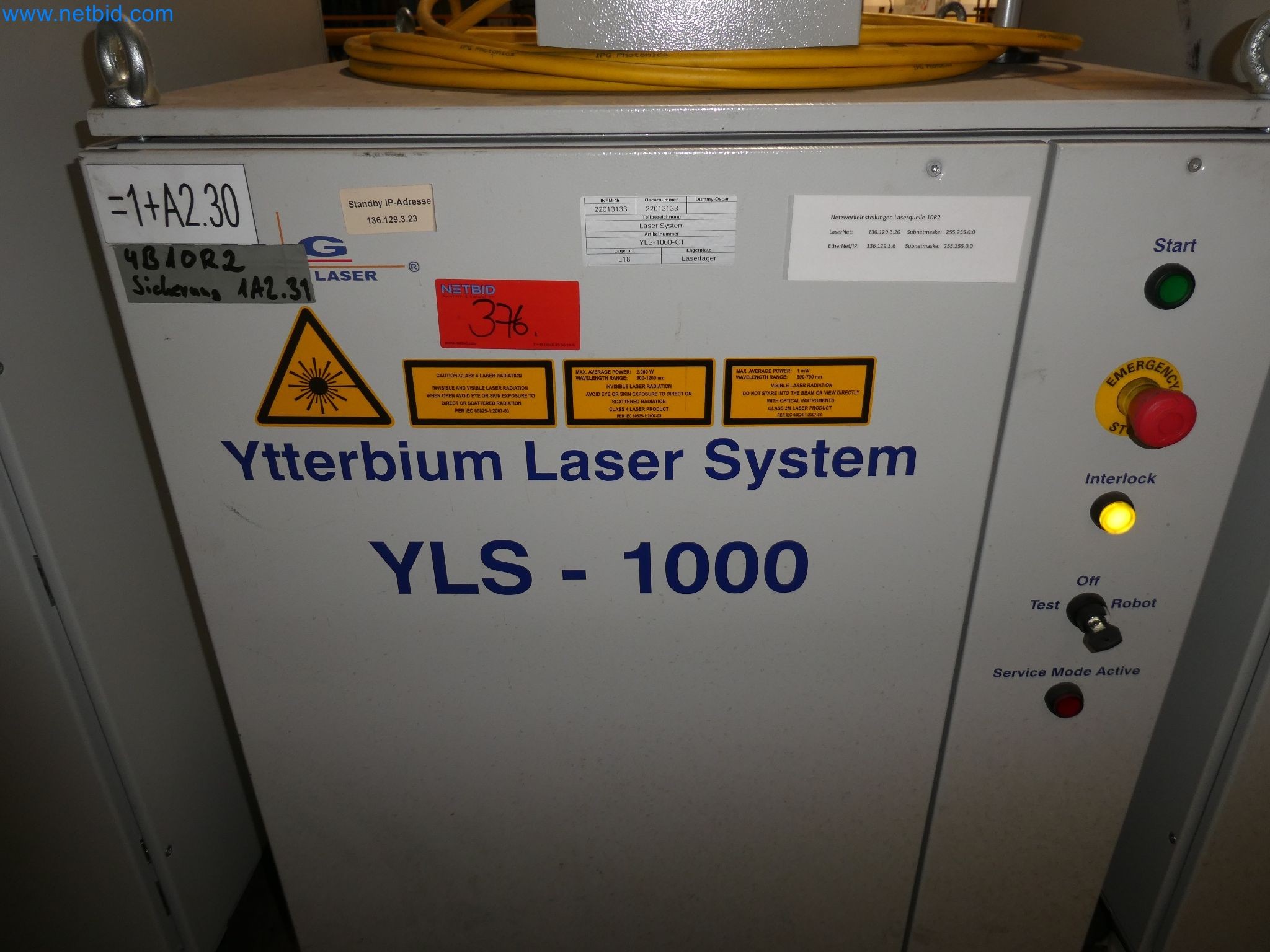 Robots, equipos de soldadura y accesorios de montaje de la industria del automóvil-9