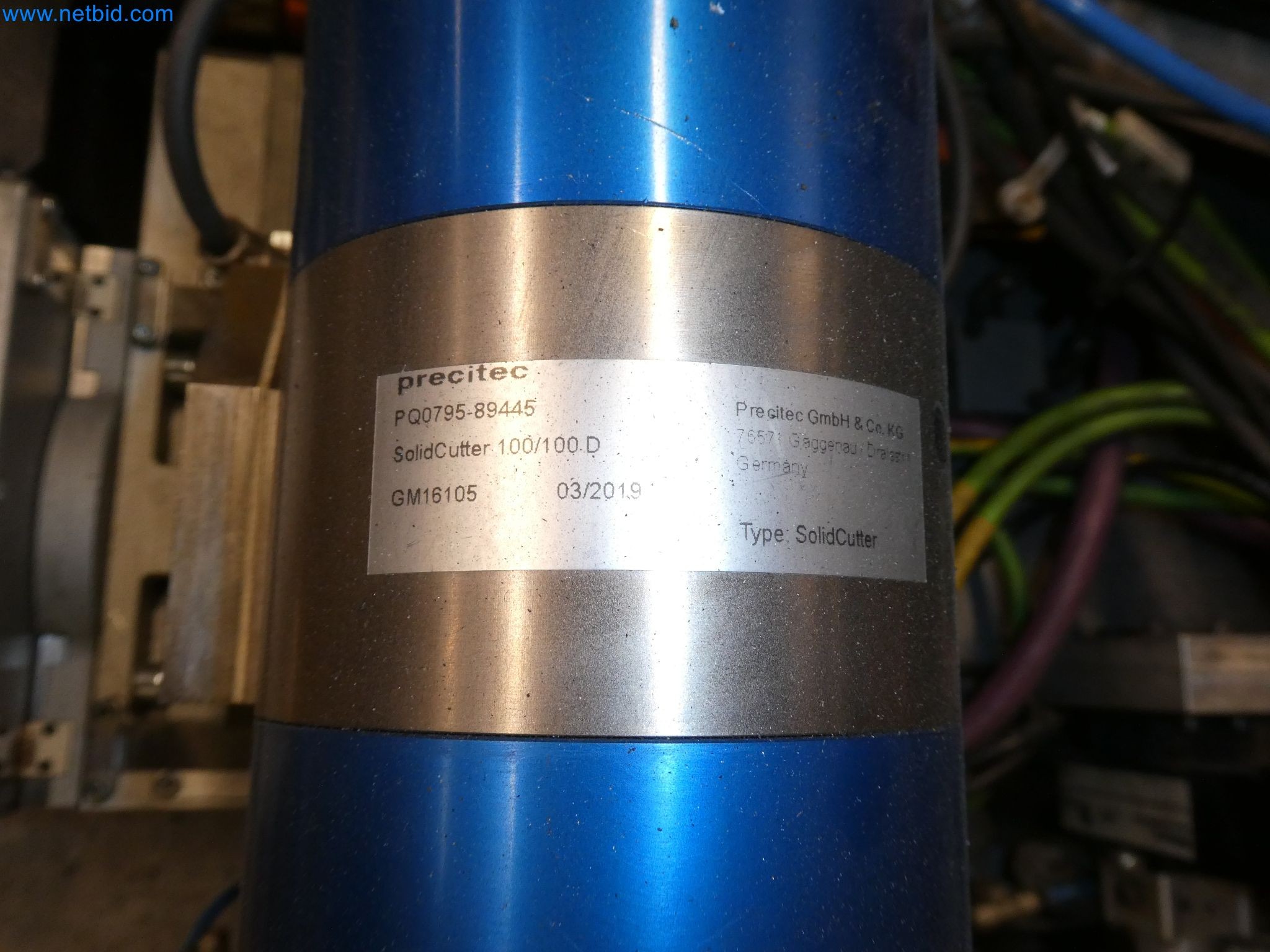 Robots, equipos de soldadura y accesorios de montaje de la industria del automóvil-9