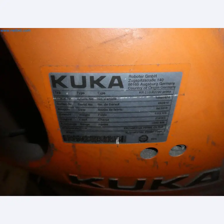 Robots, welding equipment and assembly accessories from the automotive industry-100