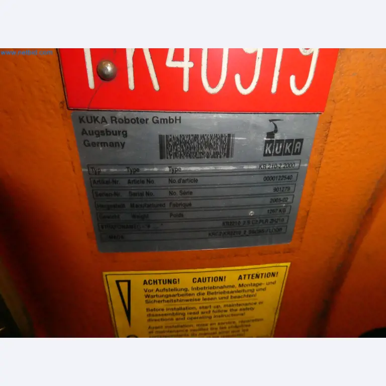 Robots, welding equipment and assembly accessories from the automotive industry-103