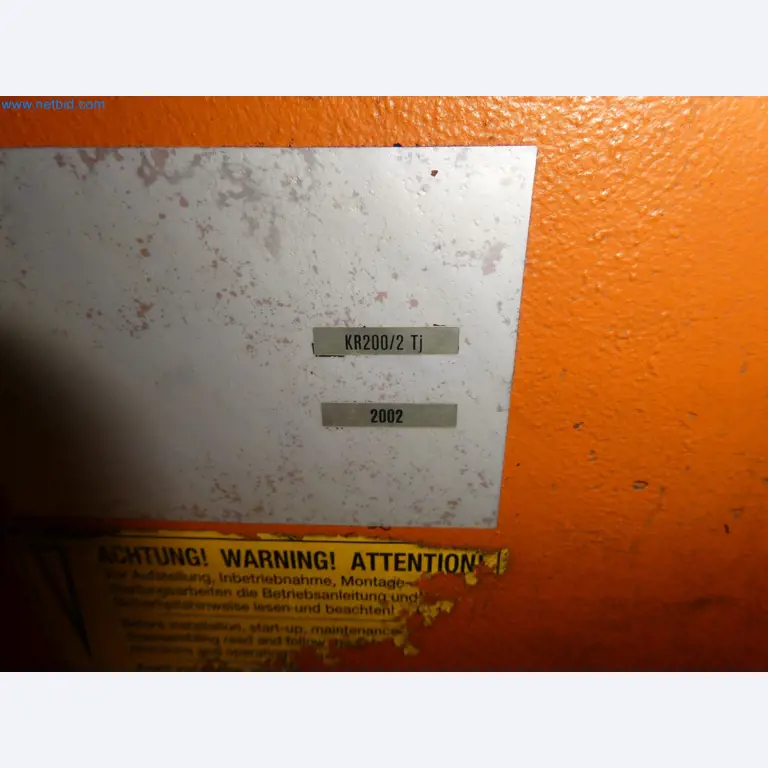 Robots, welding equipment and assembly accessories from the automotive industry-107