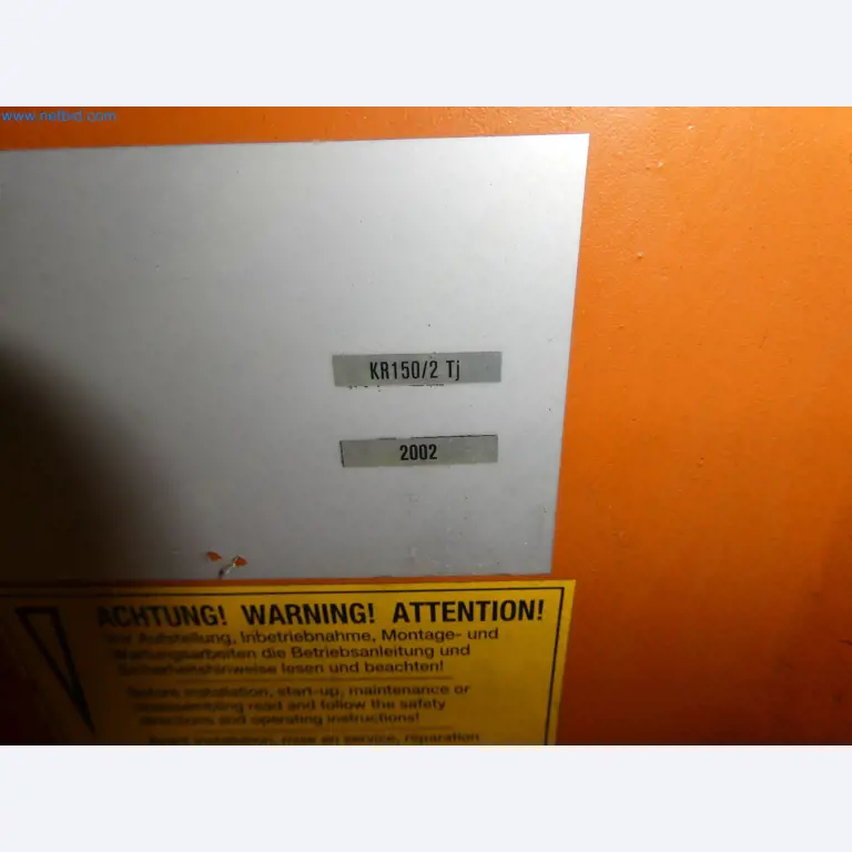 Robots, welding equipment and assembly accessories from the automotive industry-112