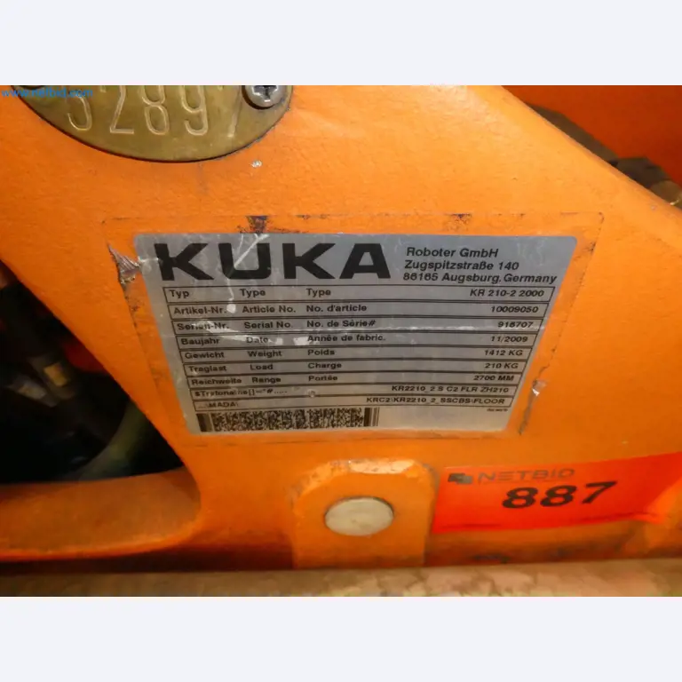 Robots, welding equipment and assembly accessories from the automotive industry-119