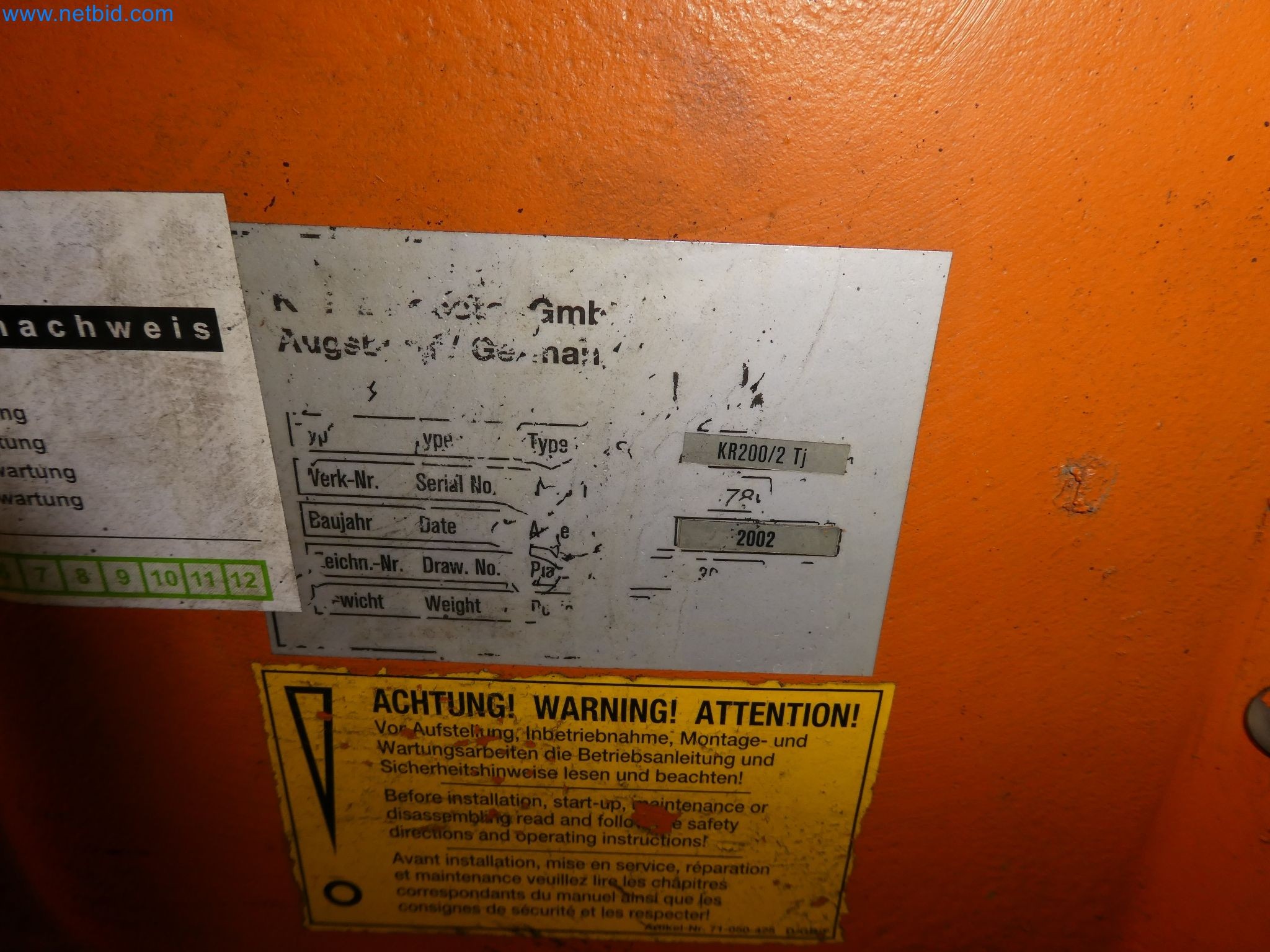 Robots, welding equipment and assembly accessories from the automotive industry-122