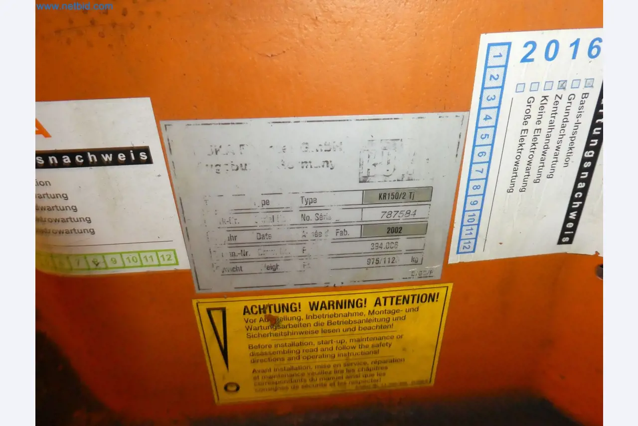 Robots, welding equipment and assembly accessories from the automotive industry-128