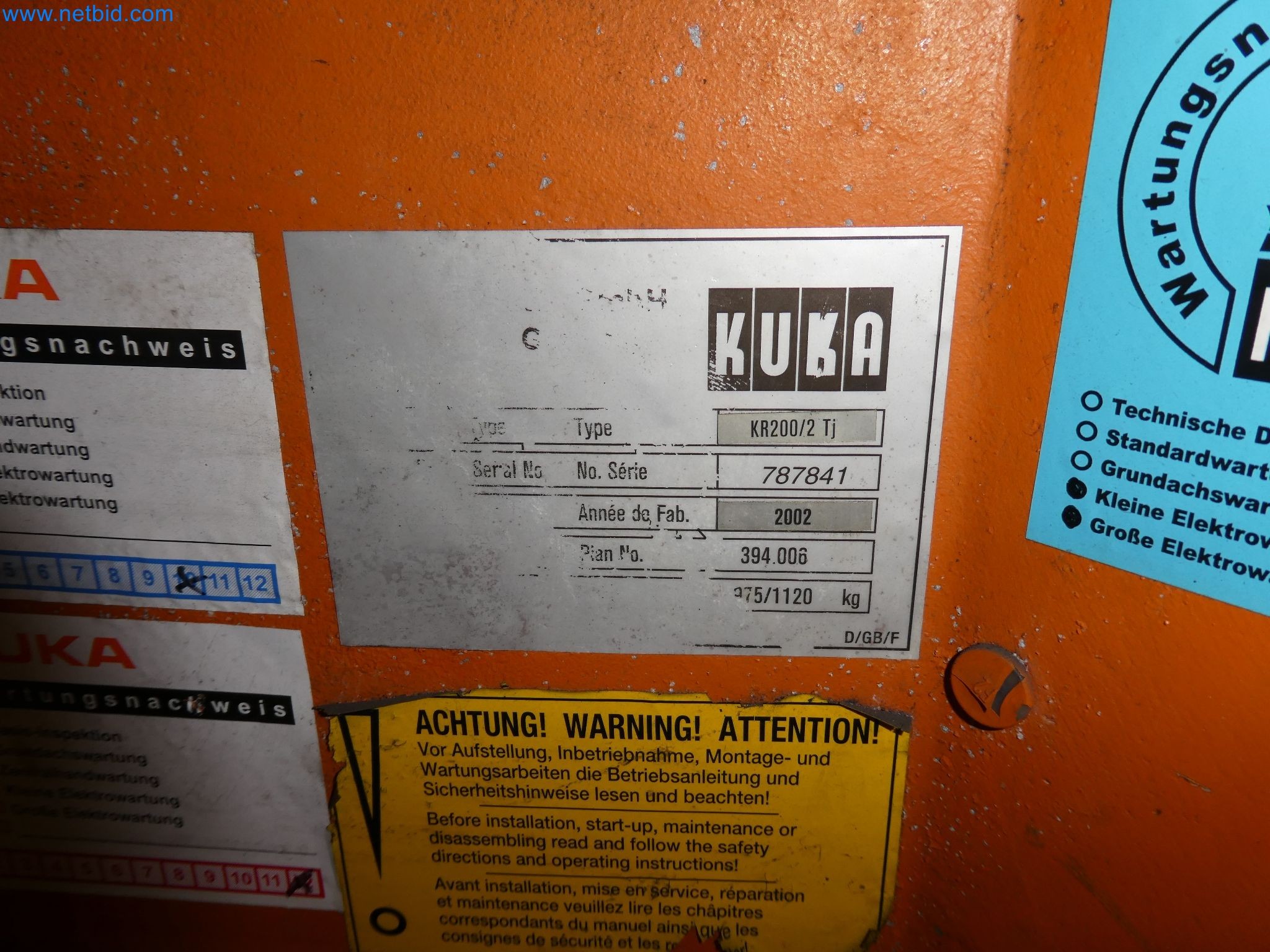 Robots, welding equipment and assembly accessories from the automotive industry-132