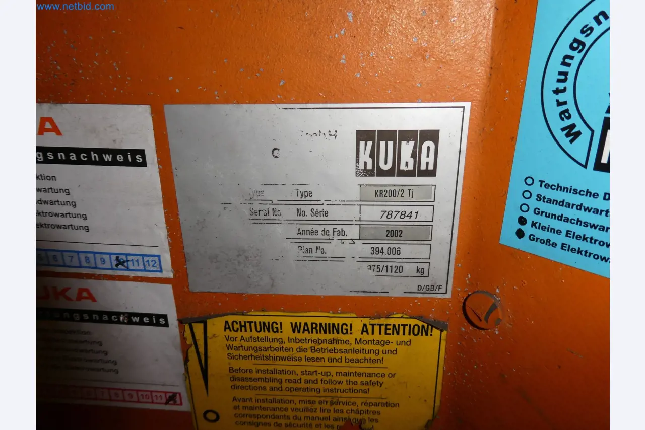 Robots, welding equipment and assembly accessories from the automotive industry-132