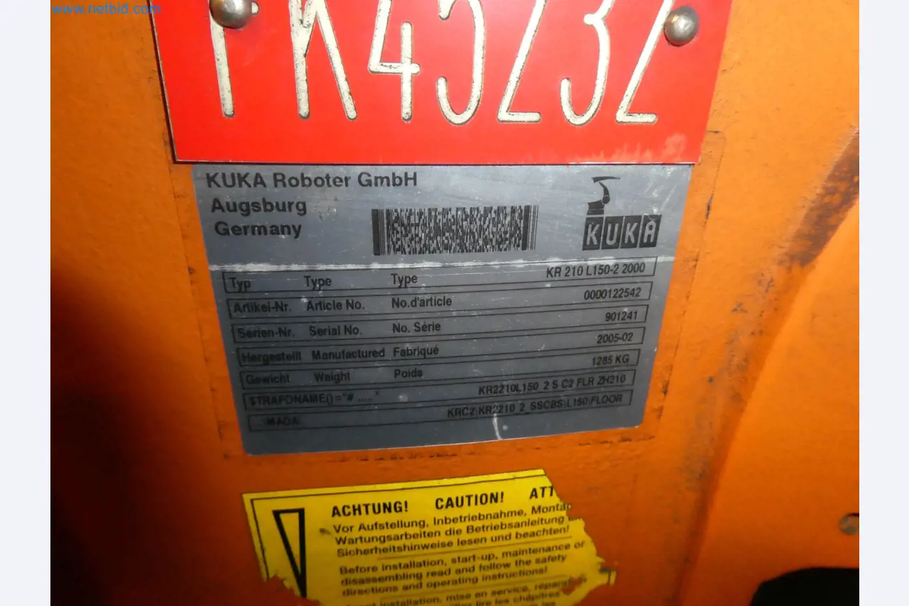 Robots, welding equipment and assembly accessories from the automotive industry-23