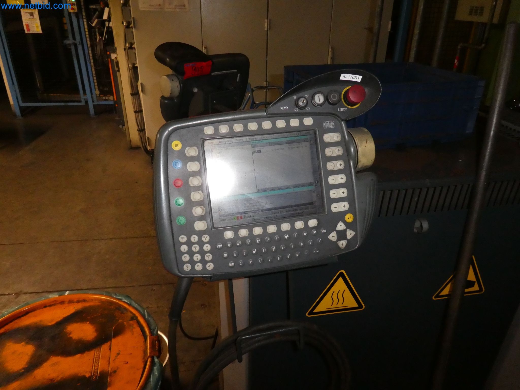 Robots, welding equipment and assembly accessories from the automotive industry-25