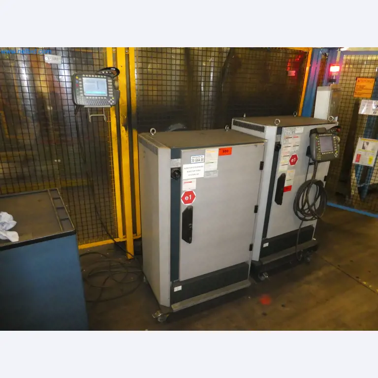 Robots, welding equipment and assembly accessories from the automotive industry-26