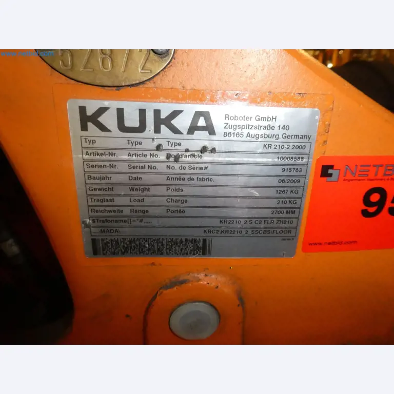 Robots, welding equipment and assembly accessories from the automotive industry-28