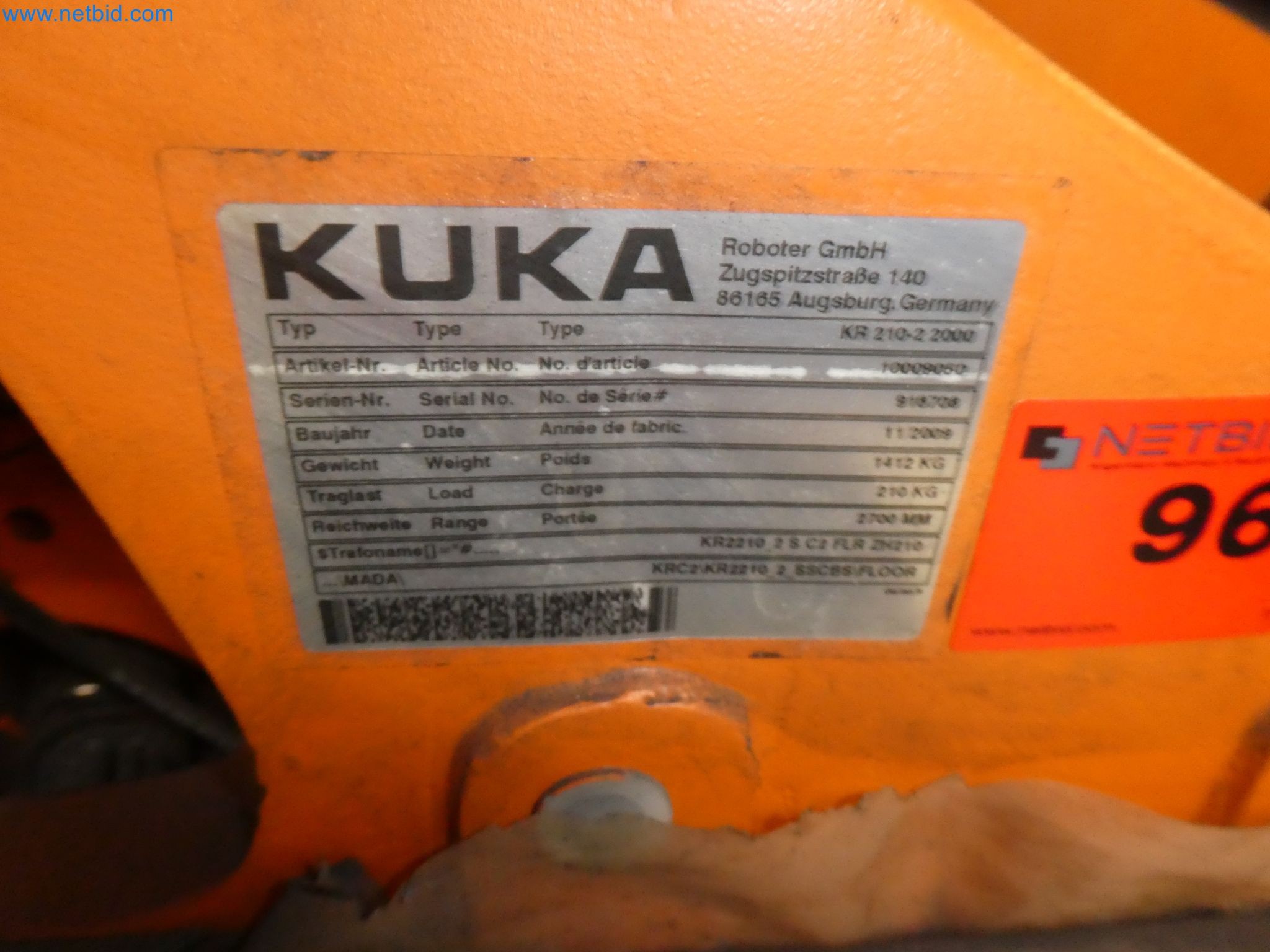 Robots, welding equipment and assembly accessories from the automotive industry-55