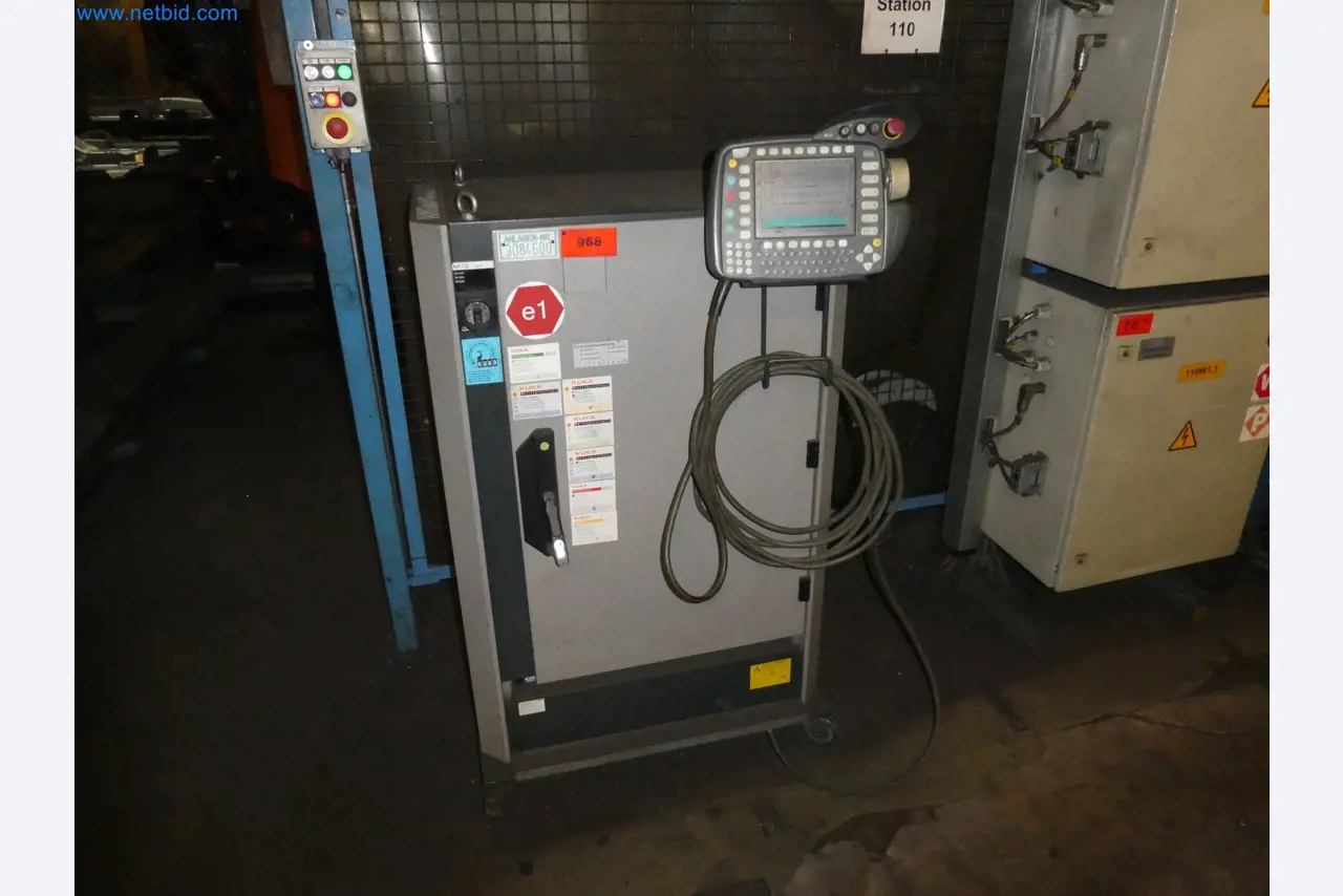 Robots, welding equipment and assembly accessories from the automotive industry-56