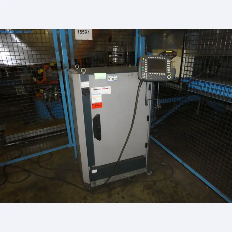 Robots, welding equipment and assembly accessories from the automotive industry-58