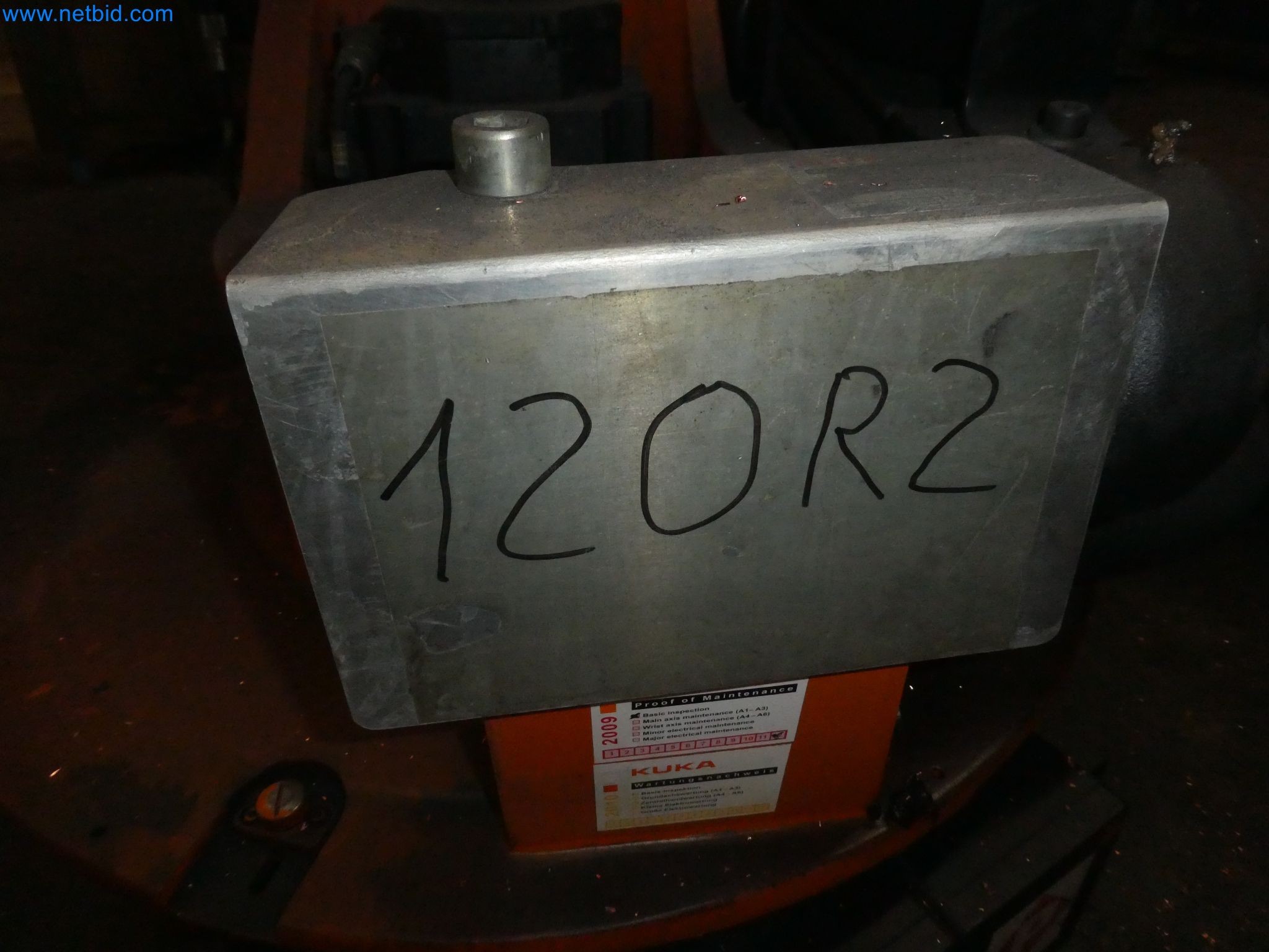 Robots, welding equipment and assembly accessories from the automotive industry-88