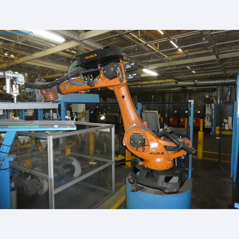 Robots, welding equipment and assembly accessories from the automotive industry-96