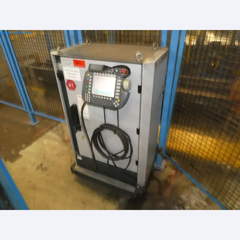 Robots, welding equipment and assembly accessories from the automotive industry-9