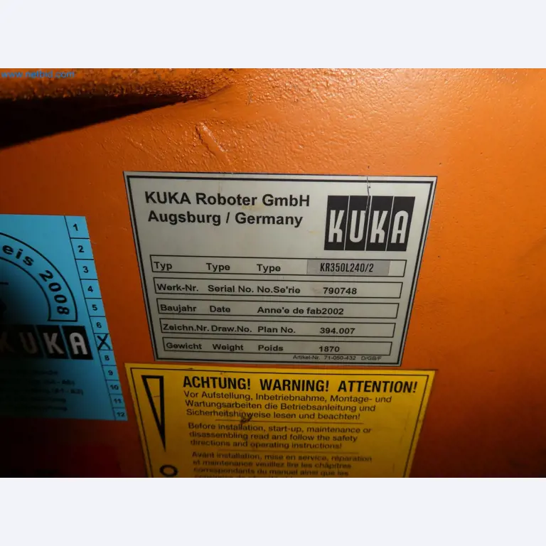 Robots, welding equipment and assembly accessories from the automotive industry-101