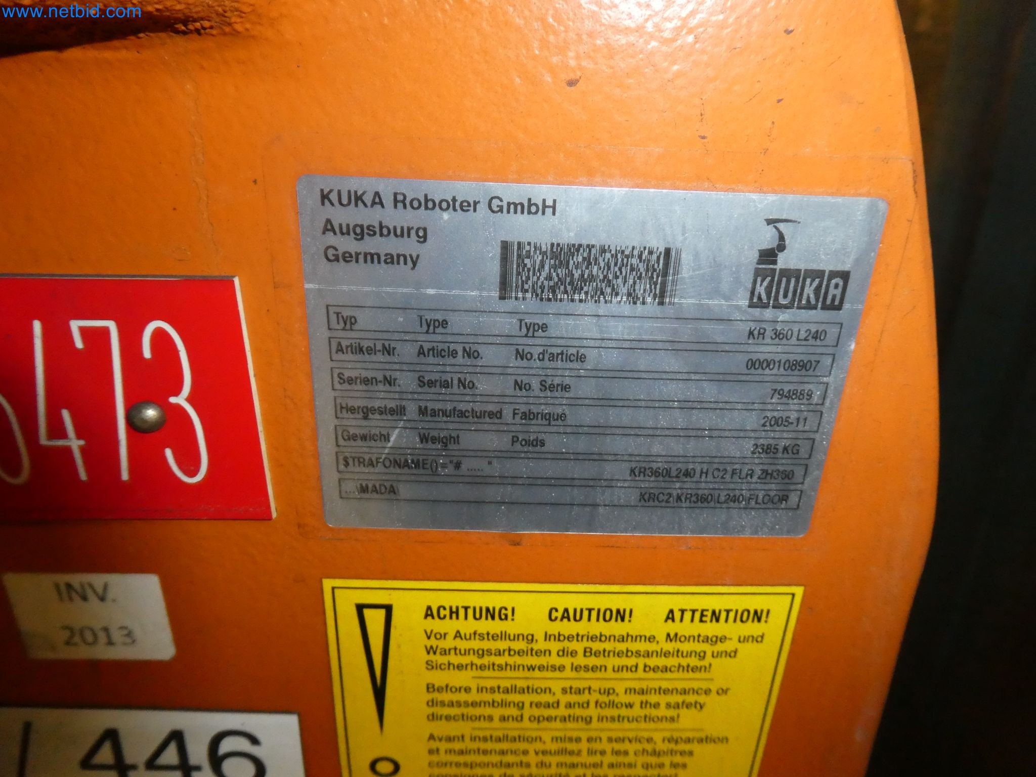 Robots, welding equipment and assembly accessories from the automotive industry-10