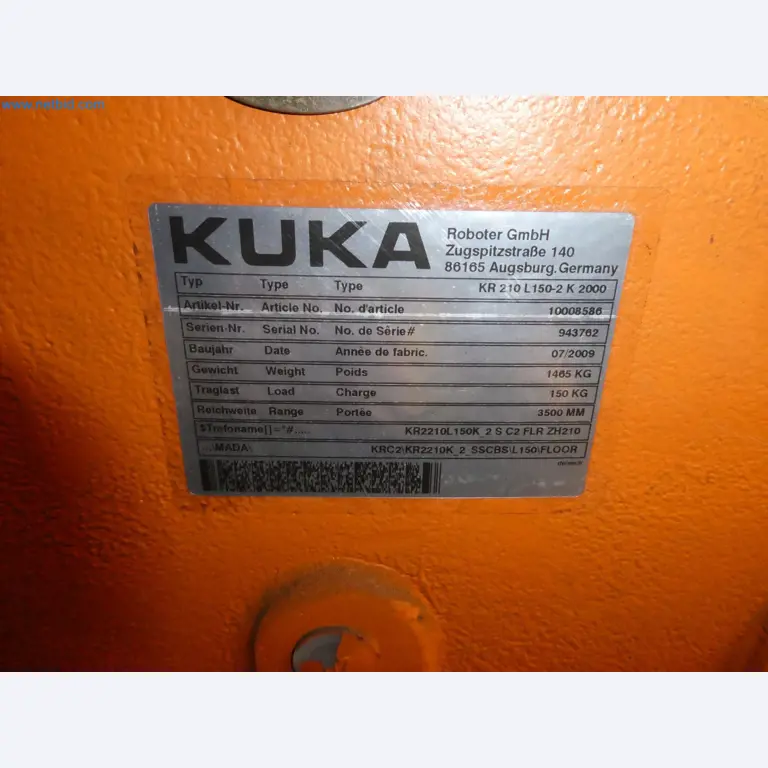 Robots, welding equipment and assembly accessories from the automotive industry-121