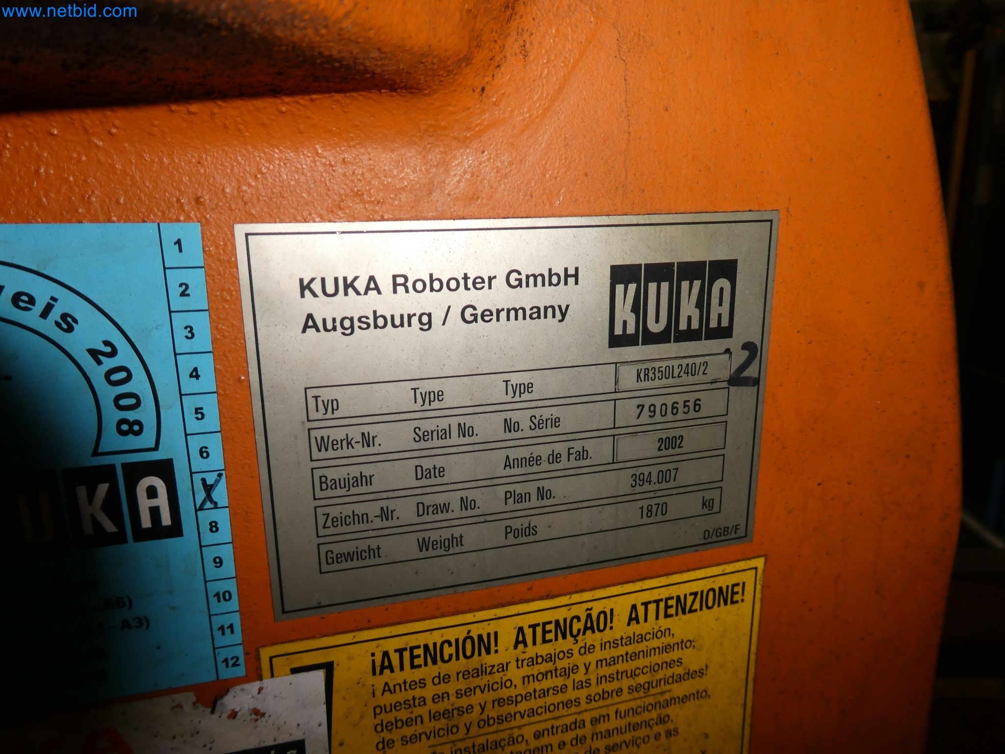 Robots, welding equipment and assembly accessories from the automotive industry-130