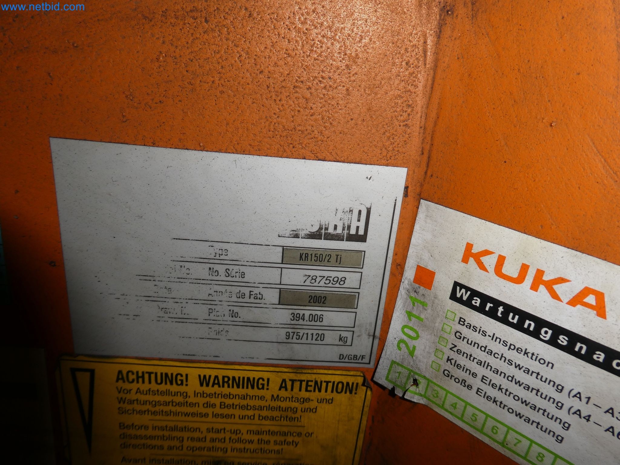 Robots, welding equipment and assembly accessories from the automotive industry-138