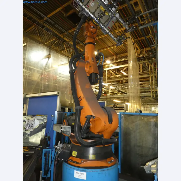 Robots, welding equipment and assembly accessories from the automotive industry-13