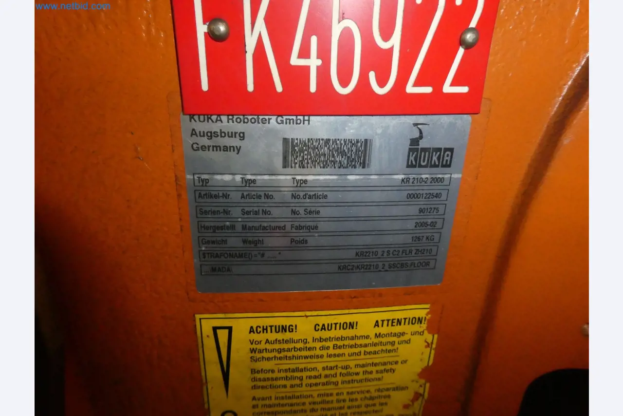 Robots, welding equipment and assembly accessories from the automotive industry-15