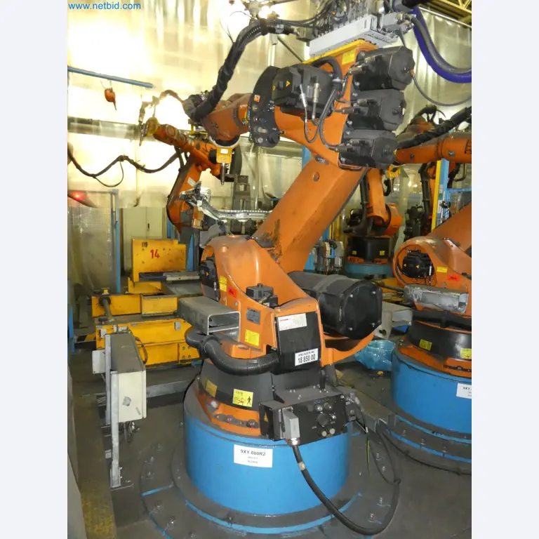 Robots, welding equipment and assembly accessories from the automotive industry-25