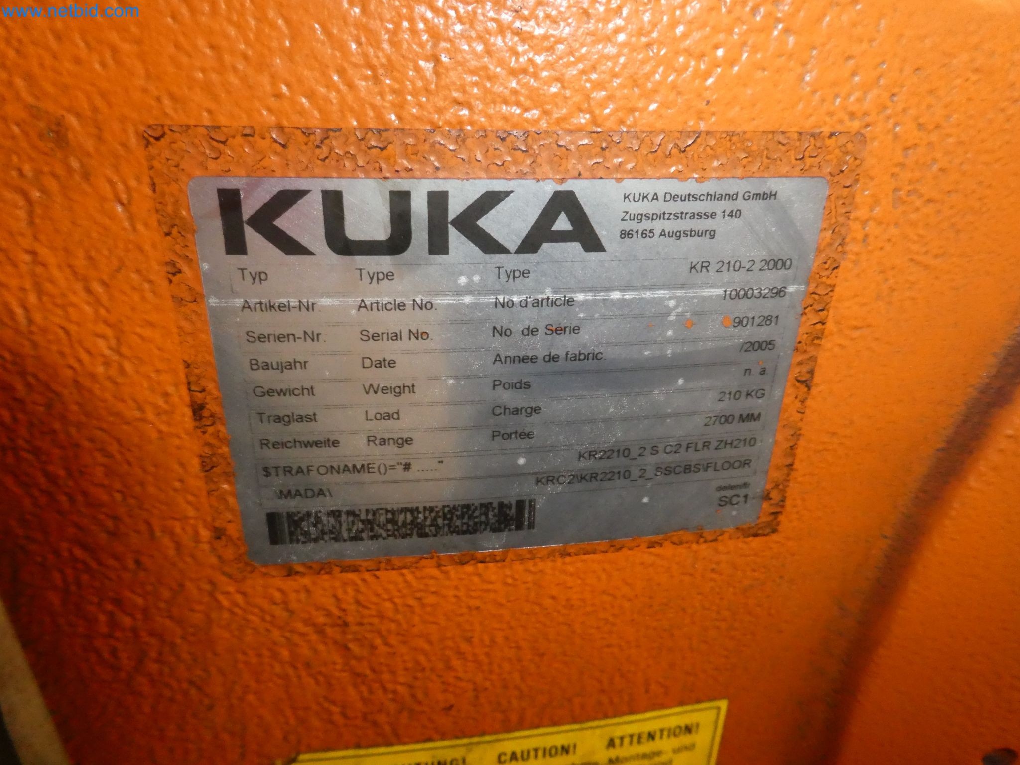 Robots, welding equipment and assembly accessories from the automotive industry-27