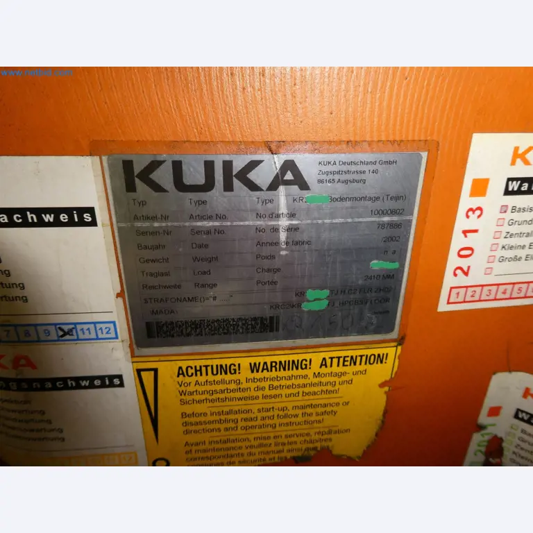 Robots, welding equipment and assembly accessories from the automotive industry-30