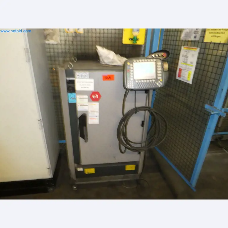 Robots, welding equipment and assembly accessories from the automotive industry-31