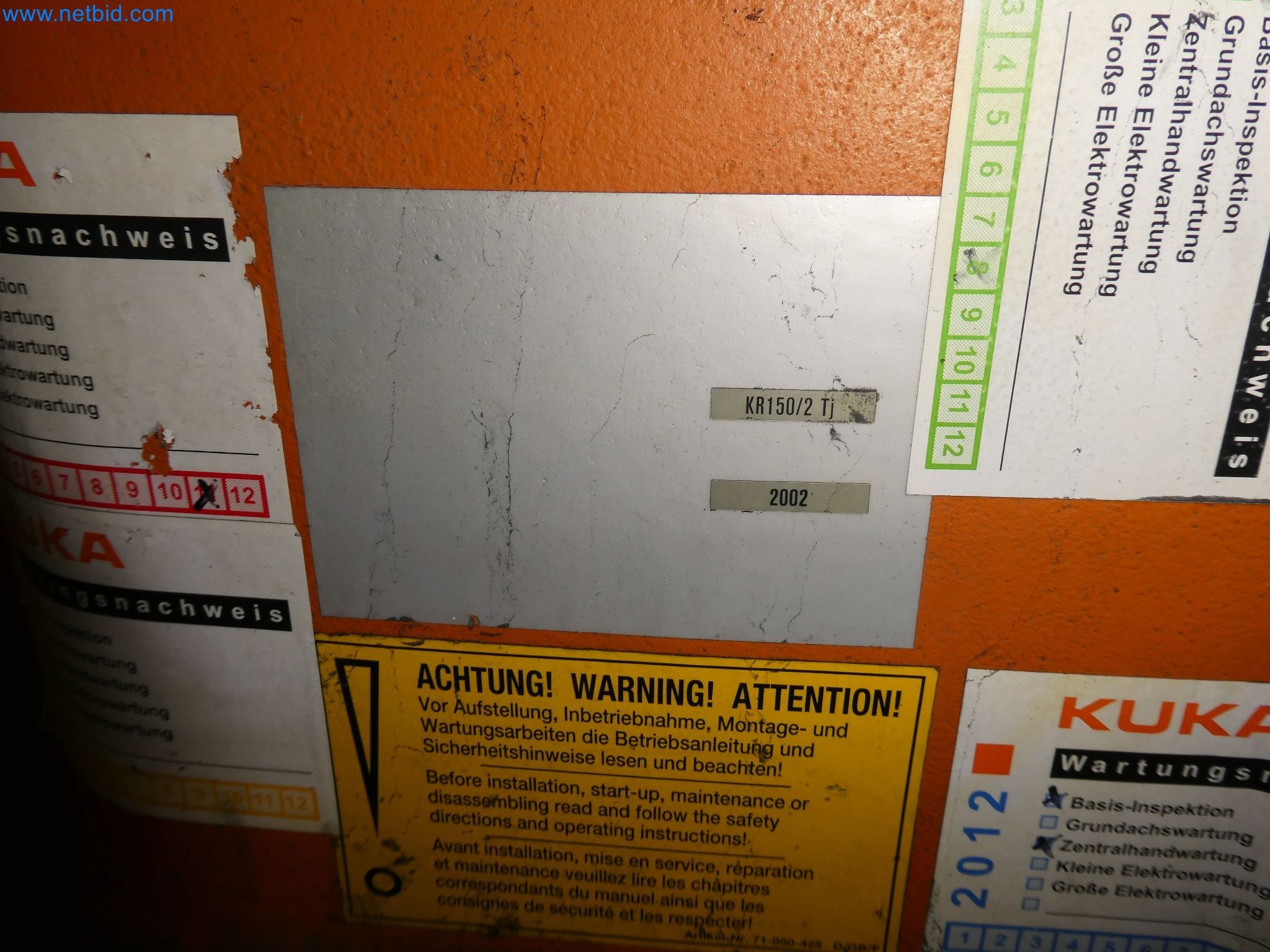 Robots, welding equipment and assembly accessories from the automotive industry-44