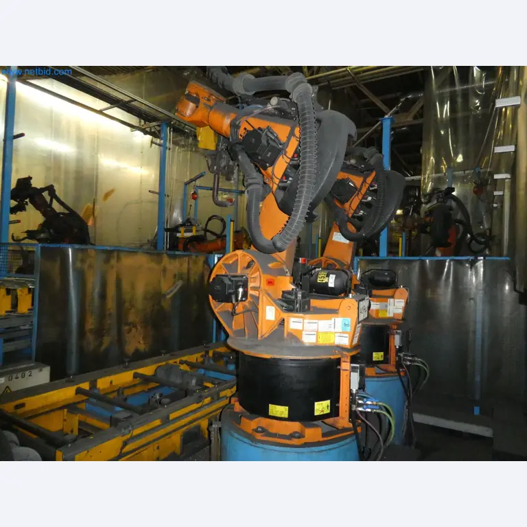 Robots, welding equipment and assembly accessories from the automotive industry-49