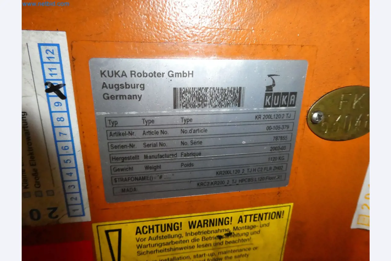 Robots, welding equipment and assembly accessories from the automotive industry-55