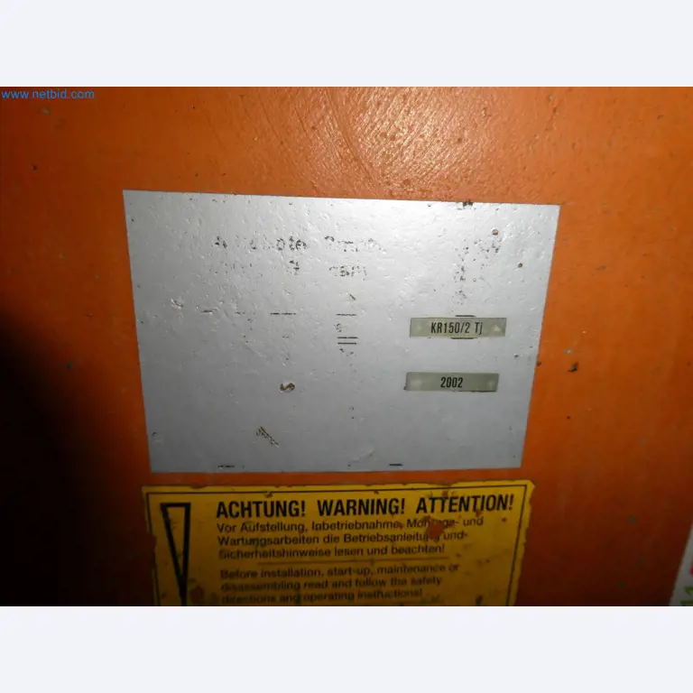 Robots, welding equipment and assembly accessories from the automotive industry-66