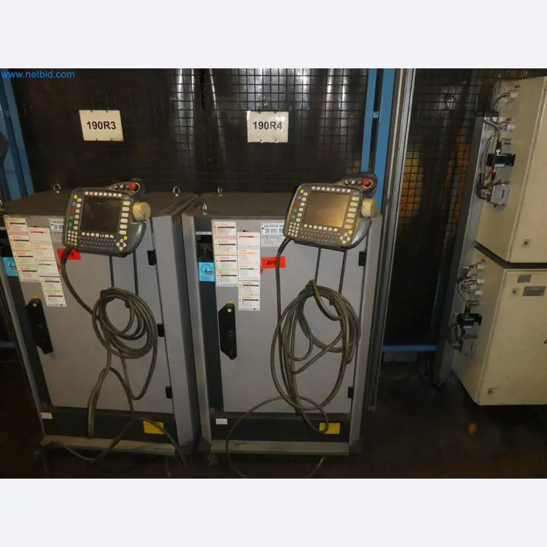 Robots, welding equipment and assembly accessories from the automotive industry-87