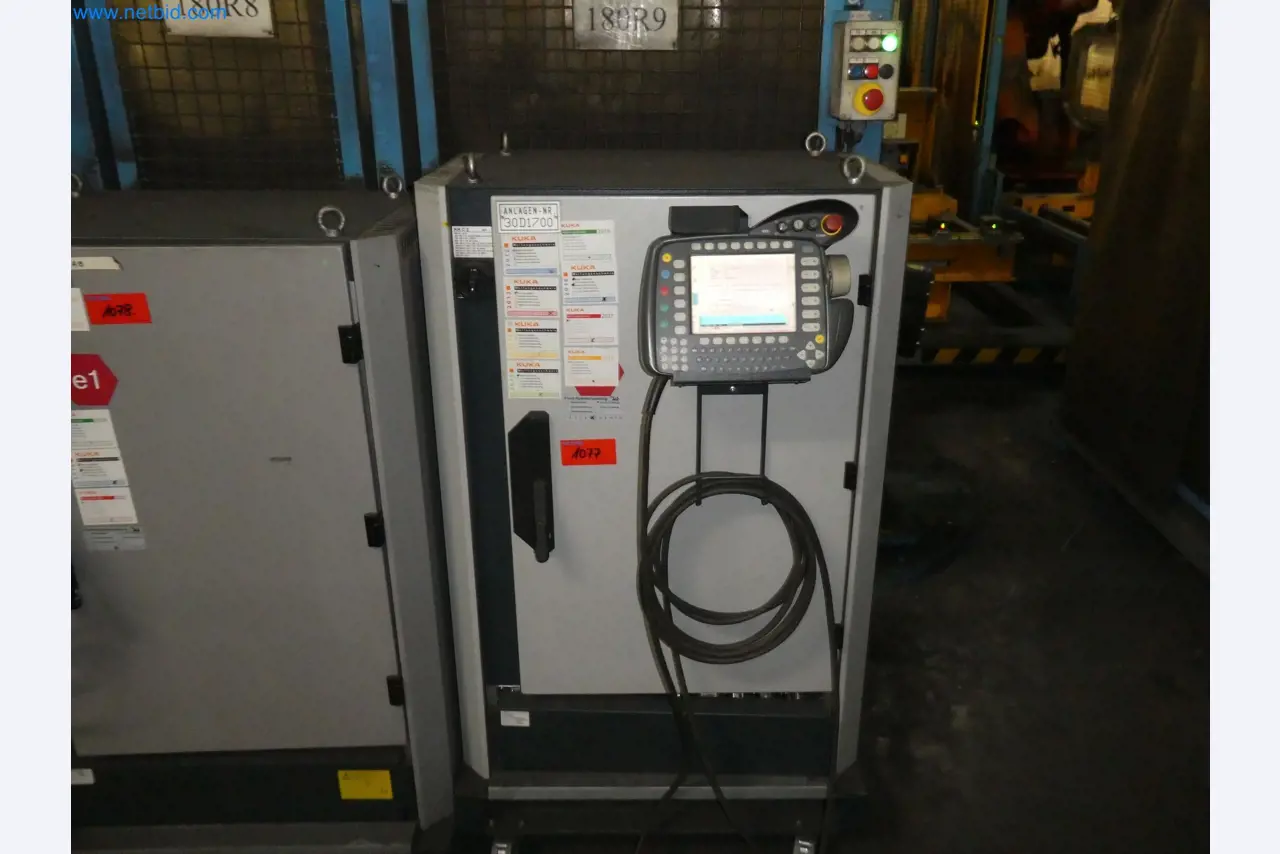 Robots, welding equipment and assembly accessories from the automotive industry-90