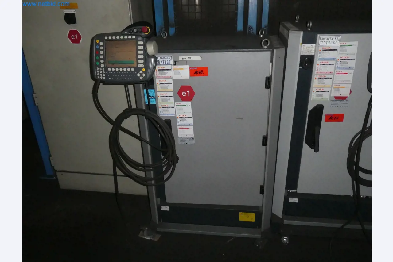 Robots, welding equipment and assembly accessories from the automotive industry-93