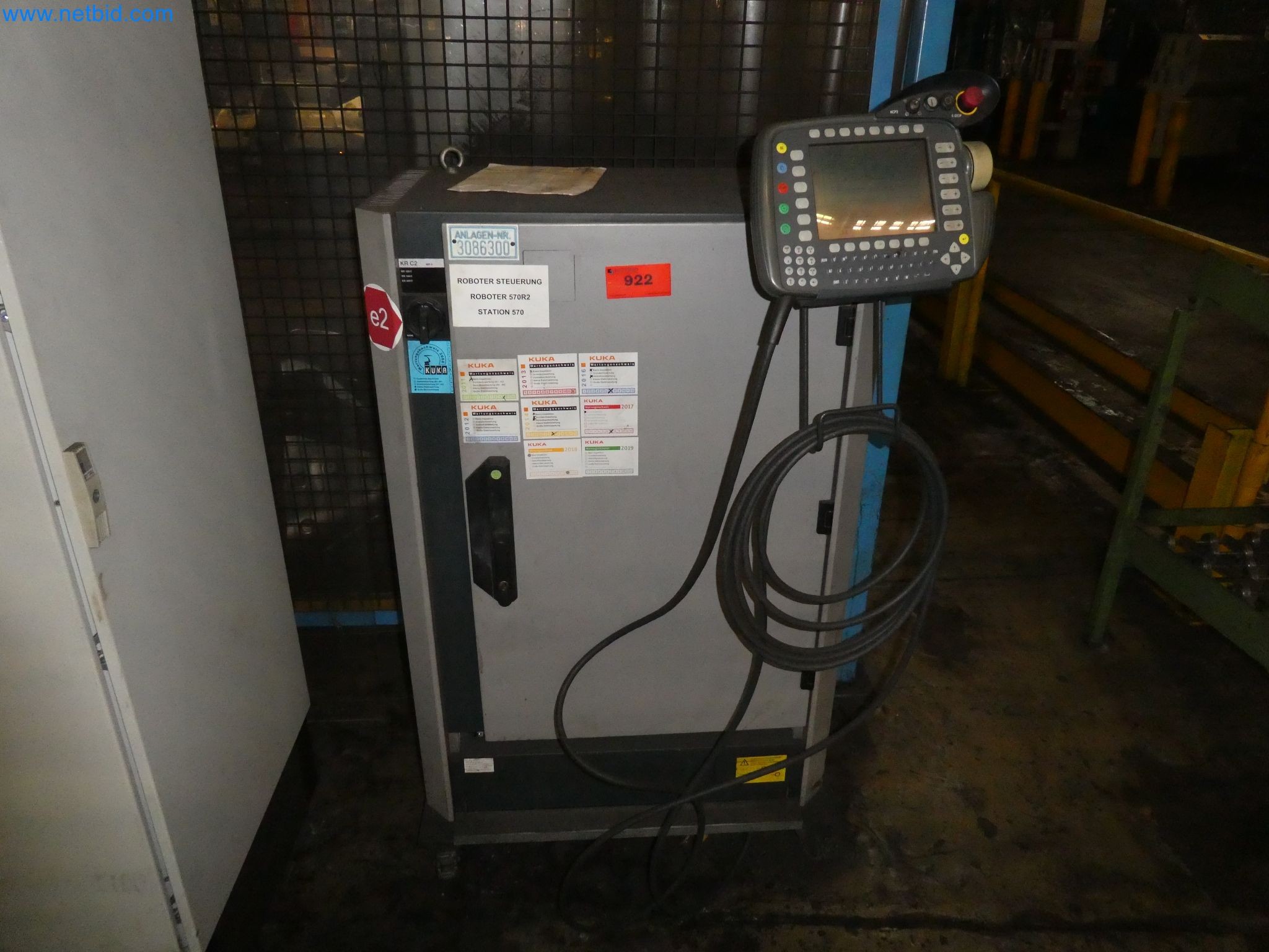 Robots, welding equipment and assembly accessories from the automotive industry-95