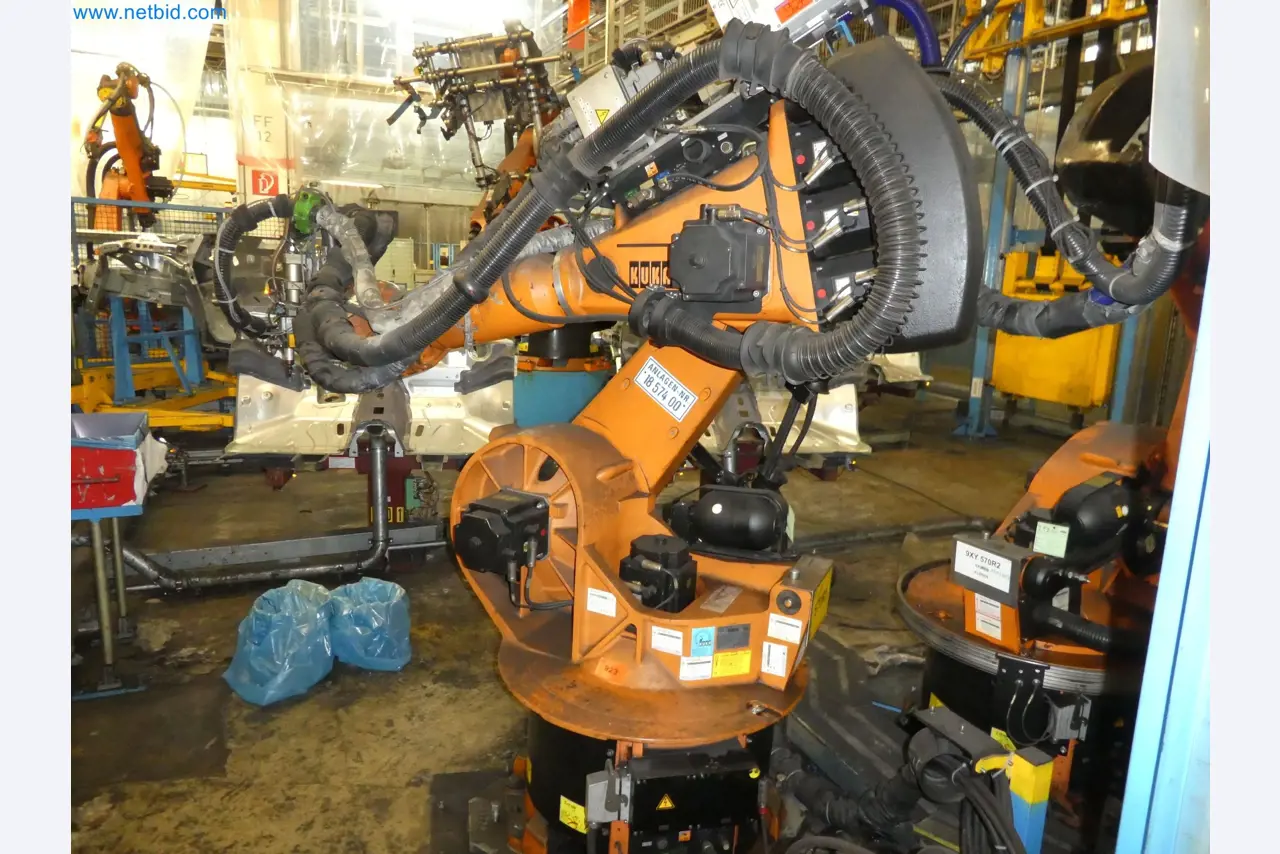 Robots, welding equipment and assembly accessories from the automotive industry-96