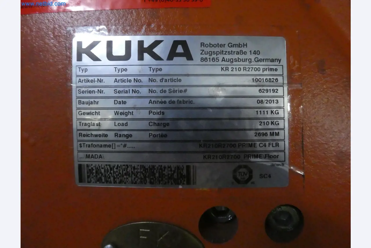 Robots, welding equipment and assembly accessories from the automotive industry-103