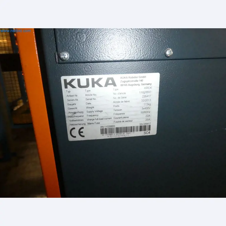 Robots, welding equipment and assembly accessories from the automotive industry-104