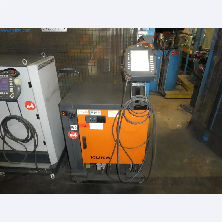 Robots, welding equipment and assembly accessories from the automotive industry-10