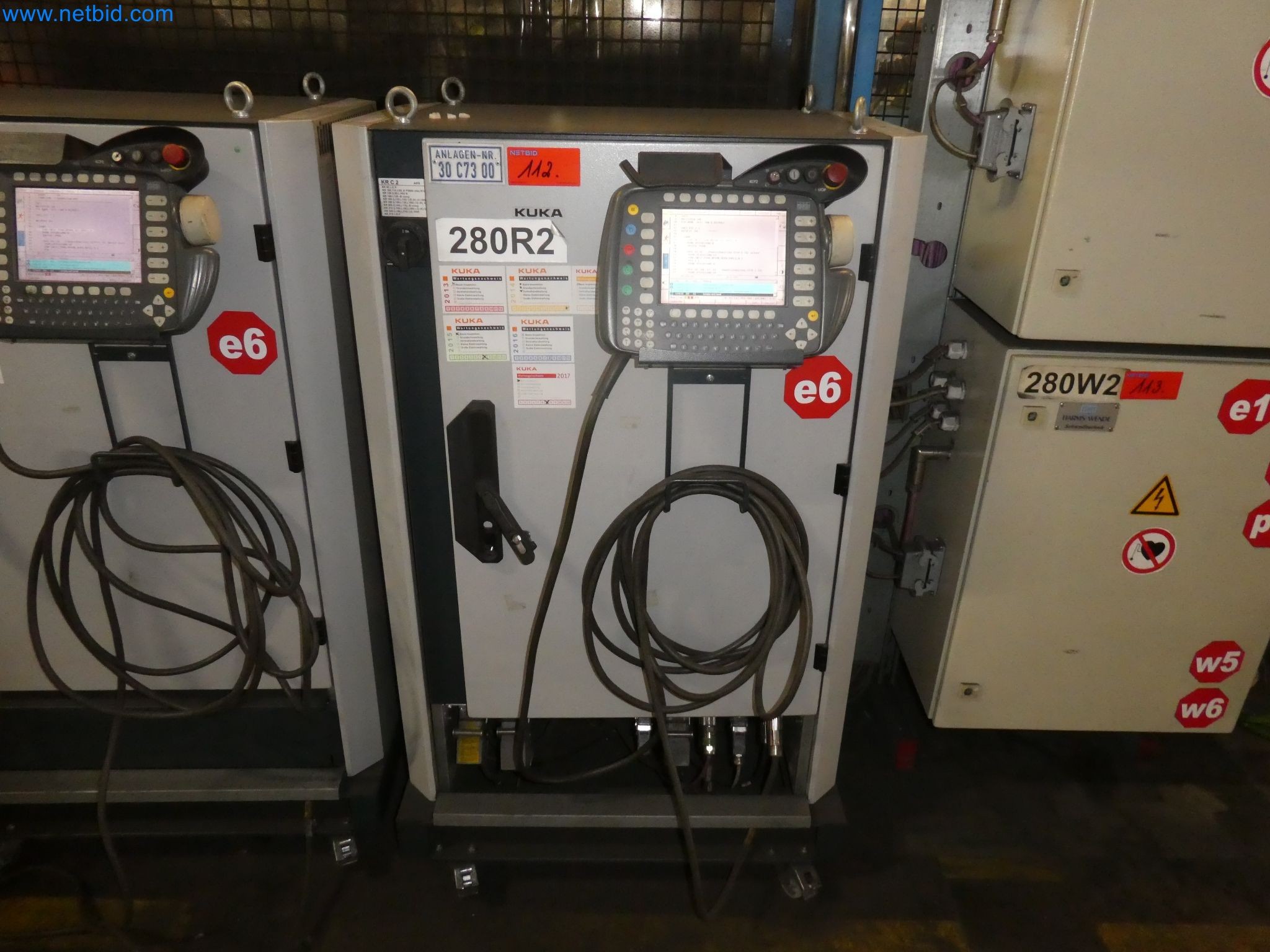 Robots, welding equipment and assembly accessories from the automotive industry-16