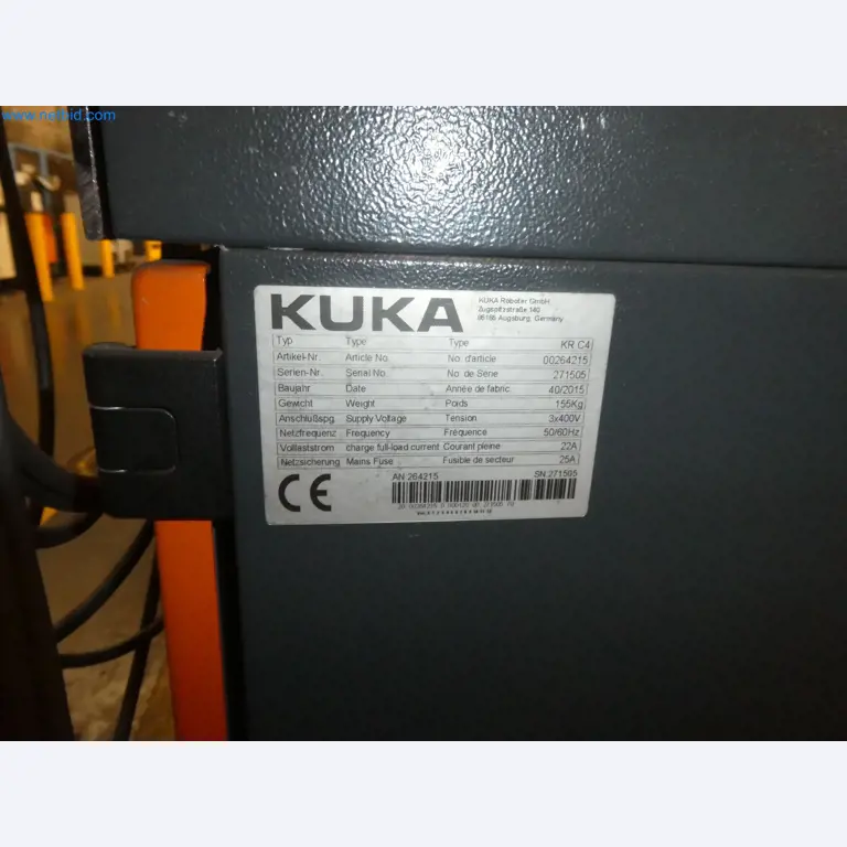 Robots, welding equipment and assembly accessories from the automotive industry-22